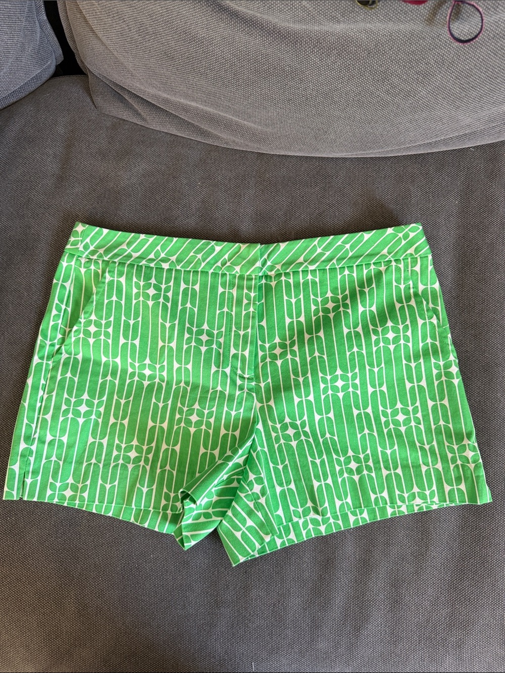 Trina Turk Green Geometric High Waist Women's Shorts. Sz 10